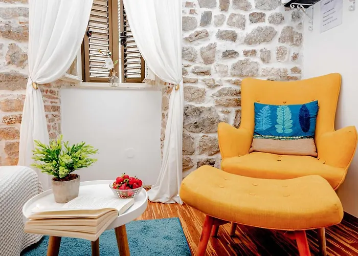 Golden Dream In Diocletian Palace * ספליט